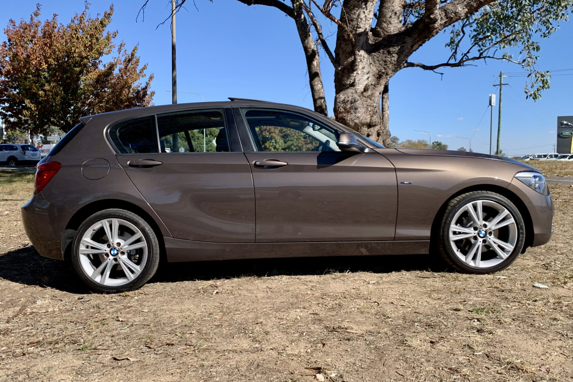 2015 BMW 1 Series Image 7