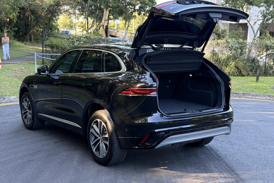 2021 MY21.25 Jaguar F-PACE X761 R-Dynamic S SUV Image 10