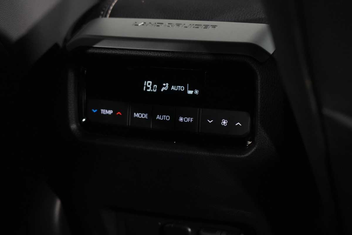 2026 Toyota LandCruiser Prado VX SUV