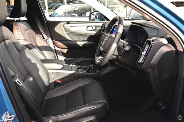 2024 MY25 Volvo XC40 XZ Plus B4 SUV Image 5