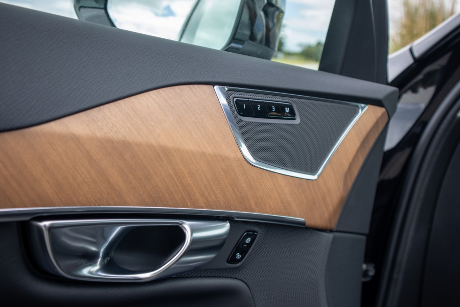2024 Volvo XC90 B5 AWD PLUS SUV Image 18