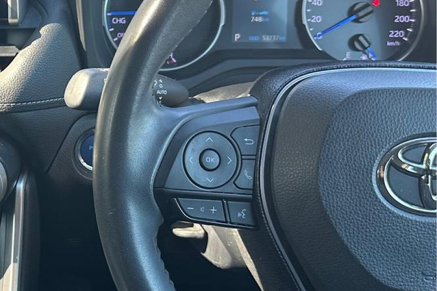 2020 Toyota RAV4 AXAH54R GX SUV Image 13