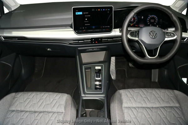 2026 Volkswagen Golf 8.5 110TSI Life Hatch Image 4