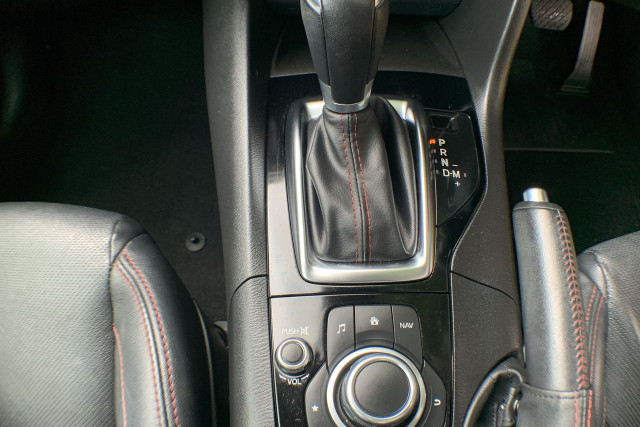 2014 Mazda 3 BM5438 SP25 Hatch Image 18