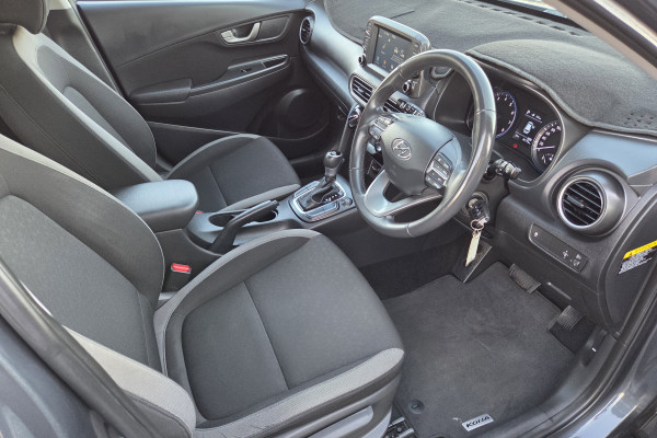2017 MY18 Hyundai KONA OS Active SUV Image 9
