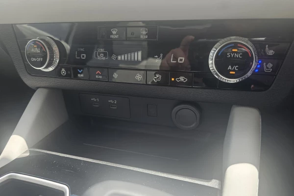 2025 Mitsubishi Outlander ZM Exceed SUV Image 26