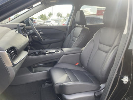 2025 Nissan X-Trail T33 ST-L e-POWER SUV image 12