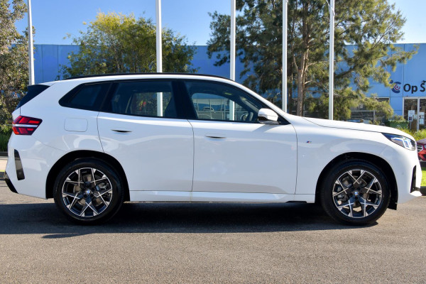 2026 BMW X3 G45 20 xDrive SUV image 3