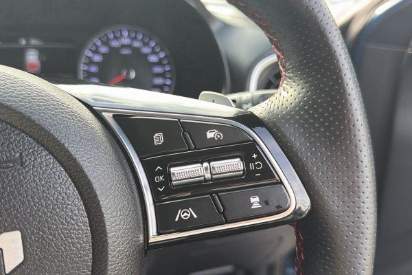 2022 Kia Cerato BD GT Hatch Image 13