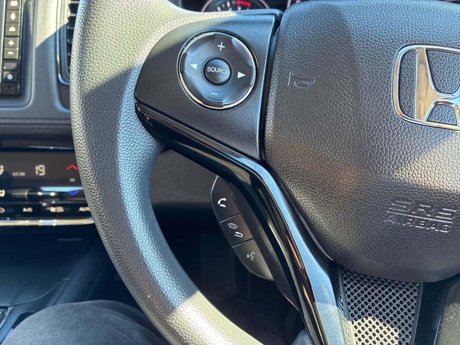 2020 MY21 Honda HR-V  VTi SUV Image 19