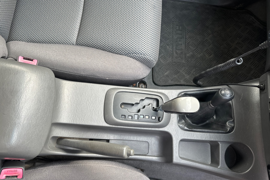 2013 MY14 Toyota HiLux SR5 Double Cab Pickup Image 13