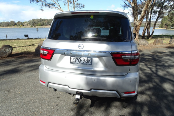 2021 Nissan Patrol Y62 Series 5 Ti SUV Image 7