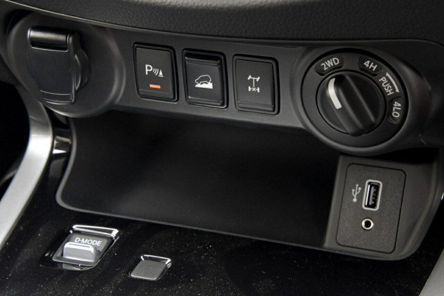 2024 Nissan Navara D23 ST-X Ute Image 17