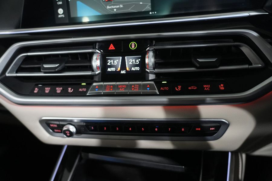 2022 BMW X5 M50i SUV