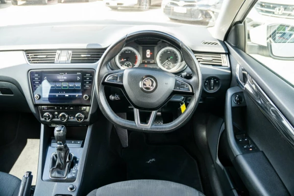 2019 Skoda Octavia NE Sport 110TSI Sedan Image 9