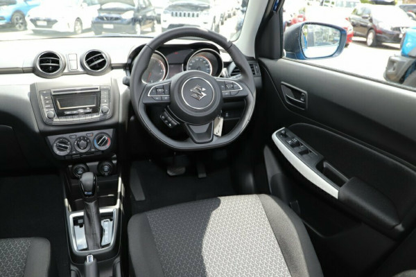 2018 MY17 Suzuki Swift AZ GL + Hatchback