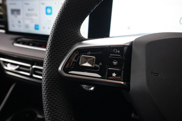 2024 MY24.5 MG HS AS33 Vibe SUV Image 18
