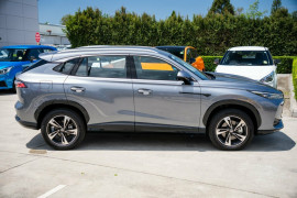 2024 MY24.5 MG HS AS33 Vibe SUV