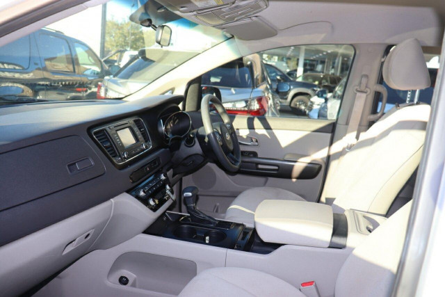 2017 Kia Carnival YP S People Mover Image 9