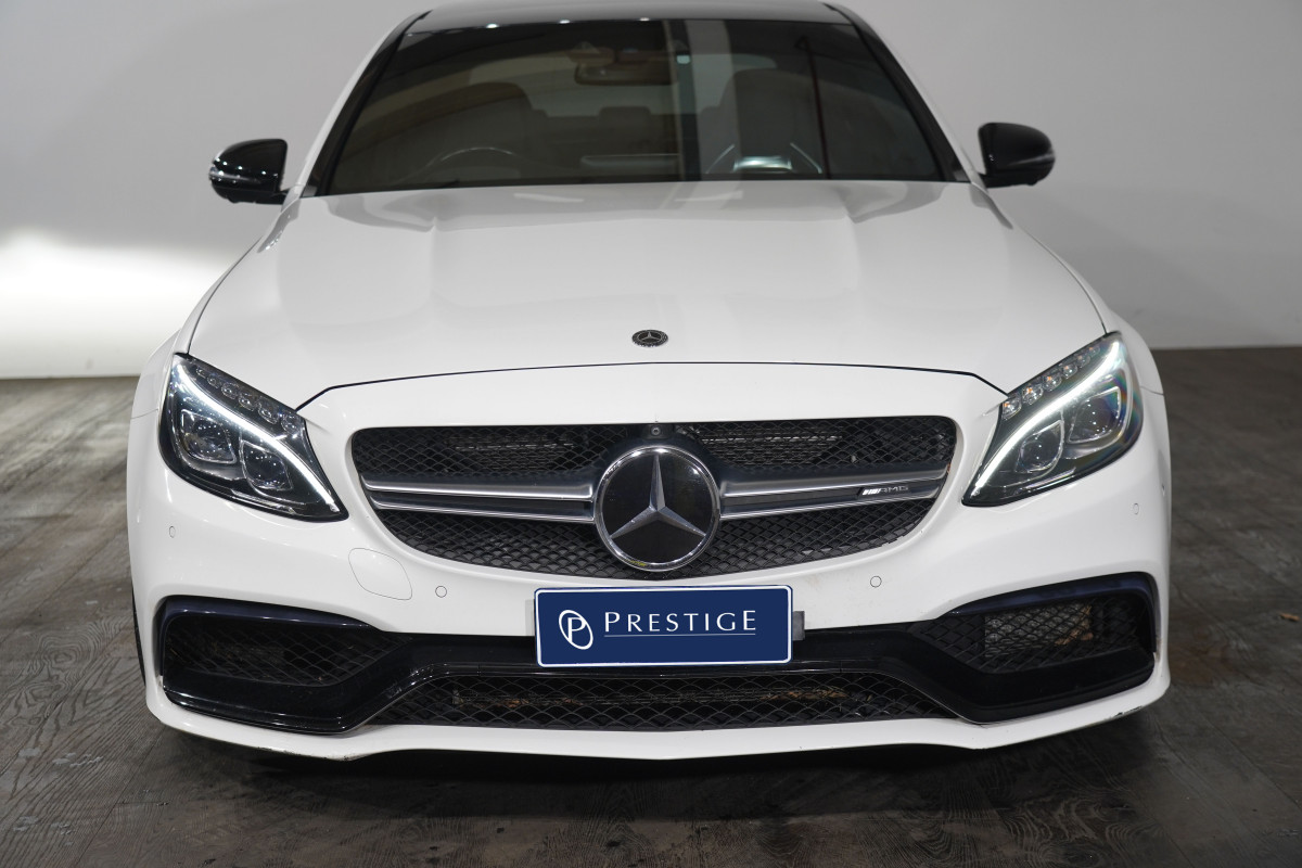 2017 Mercedes-Benz C 63 S Sedan Image 3