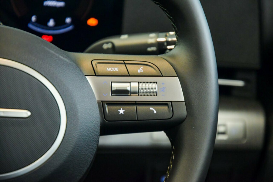 2025 Hyundai KONA SX2.V2  SUV Image 11