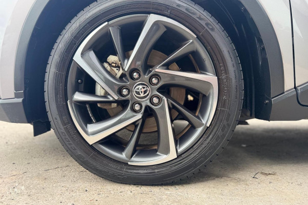 2019 Toyota C-HR NGX10R Koba SUV Image 24