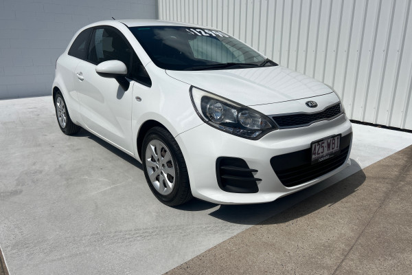 2015 Kia Rio UB S Hatch Image 1