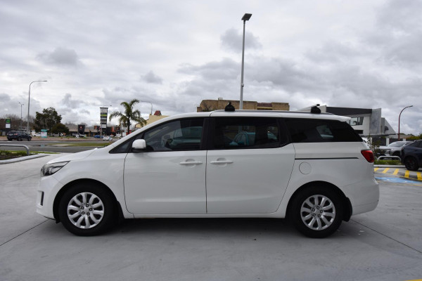 2017 Kia Carnival YP S People Mover Image 4