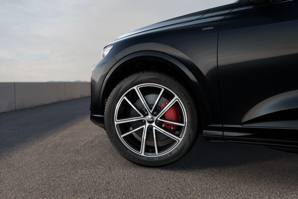 2026 MY25 Audi Q5 GU e-hybrid 270kW SUV