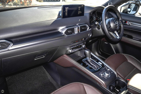 2026 Mazda CX-5  G25 Akera SUV Image 6