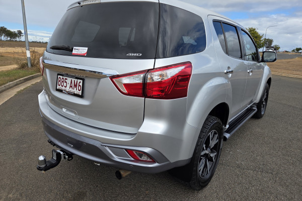 2020 MY19 Isuzu MU-X LS-U SUV Image 3