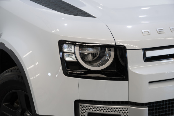2022 Land Rover Defender L663 110 P300 SUV Image 2