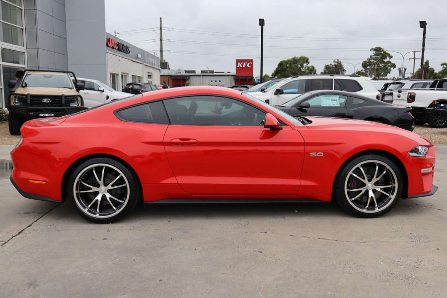2018 Ford Mustang FN GT Coupe Image 9