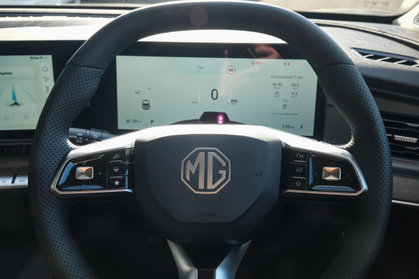 2025 MG QS IS31 Essence SUV Image 14