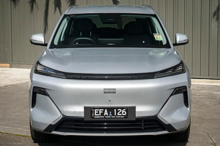 2025 MY26 Geely Starray EM-i P145 Complete SUV Image 2