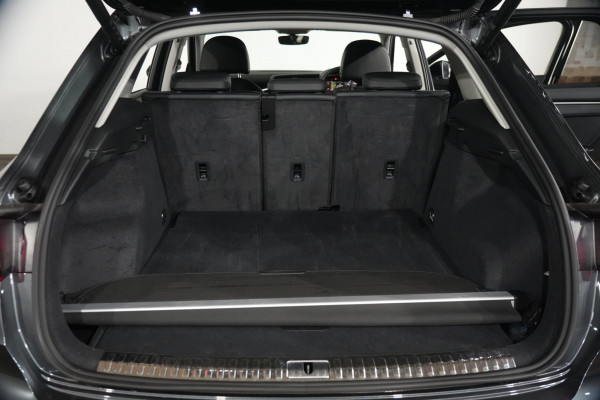 2025 Audi Q3 F3 35 TFSI S line Edition SUV Image 31