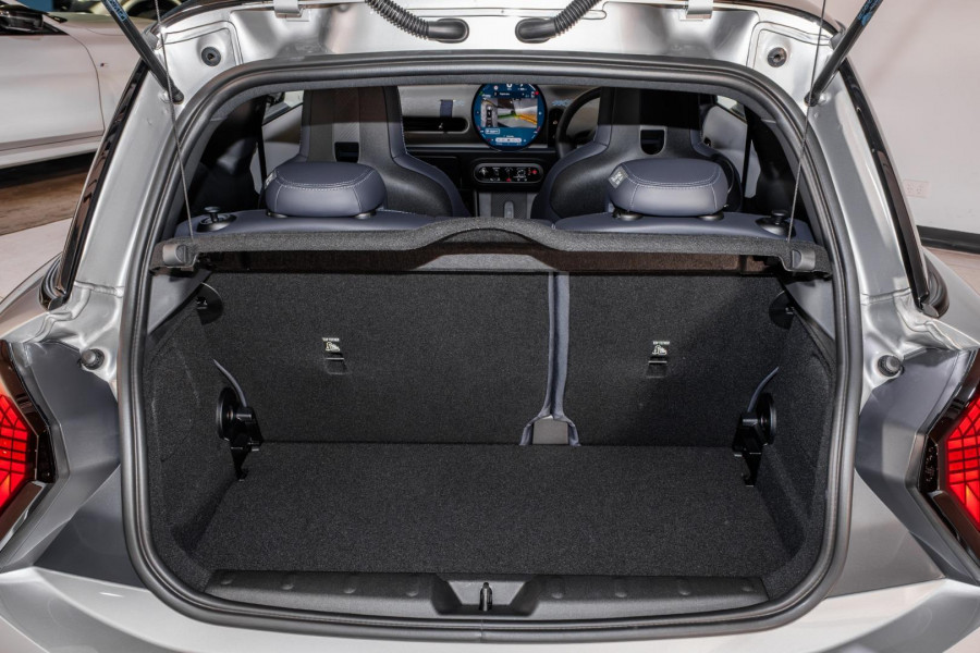 2025 MINI Cooper F65 S Favoured Hatch