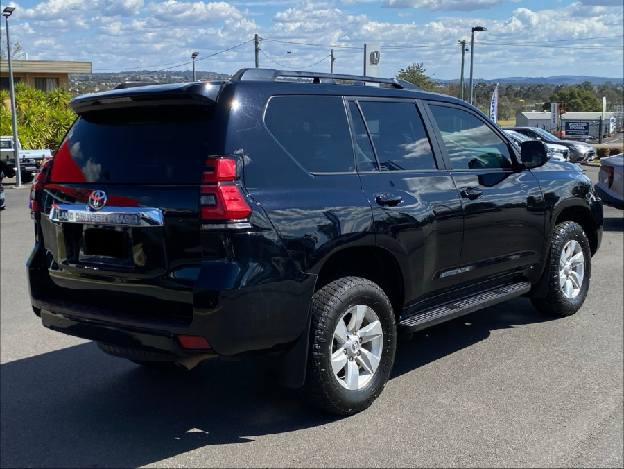 2018 Toyota LandCruiser Prado GDJ150R GXL SUV Image 7