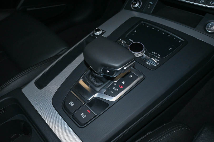 2018 MY19 Audi Q5 FY 45 TFSI sport Black Edition SUV Image 15