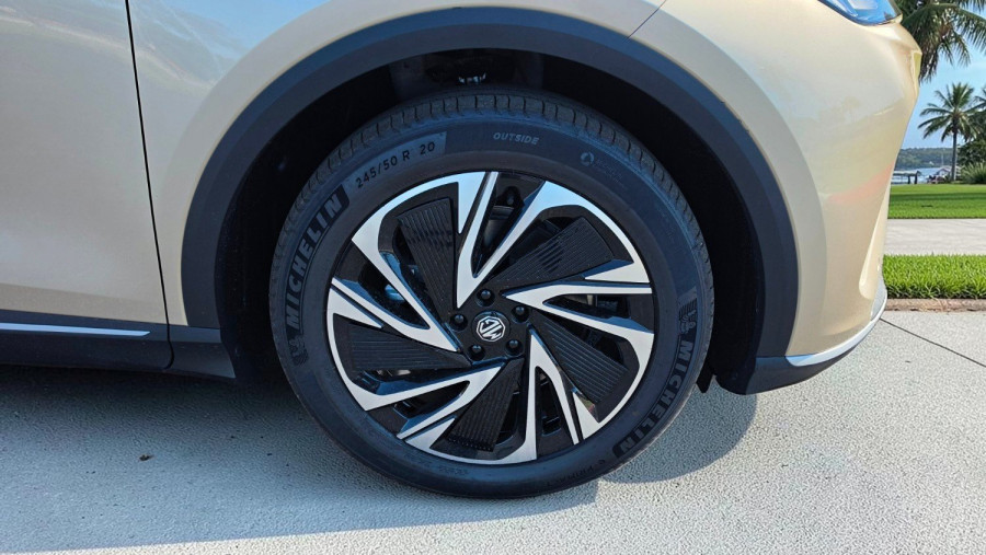 2026 MG MGS6 EV IS3E Essence SUV Image 5