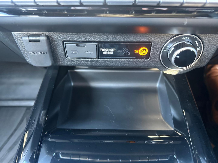 2026 MY25.5 Isuzu D-MAX RG X-TERRAIN Ute Image 17