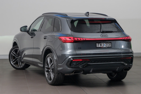 2026 MY25 Audi Q5 FY e-hybrid 270kW SUV image 2