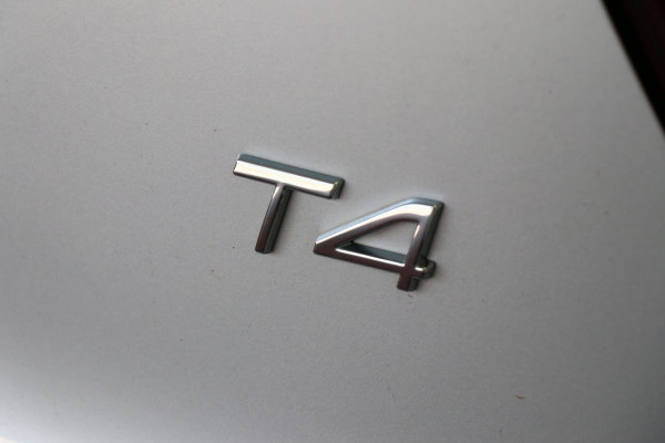 2018 Volvo Xc40 (No Series) MY19 T4 Momentum Suv Image 5