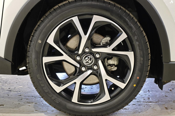 2019 Toyota C-HR NGX10R Koba SUV Image 6