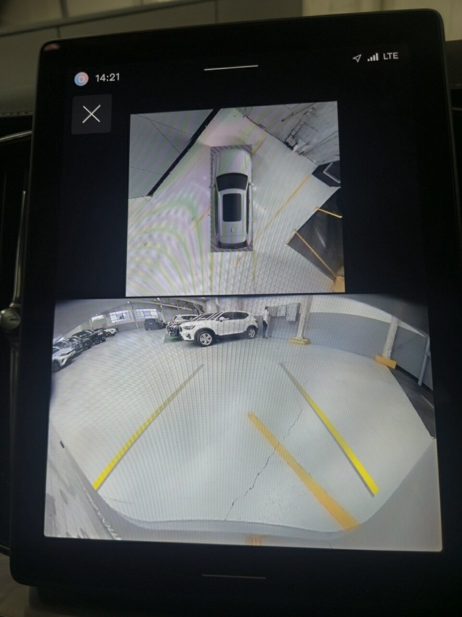2024 MY25 Volvo XC90 L Series Ultra B5 Bright SUV Image 13