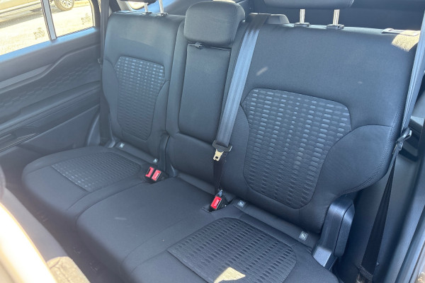 2025 MY26 Ford Everest UB Ambiente SUV Image 18