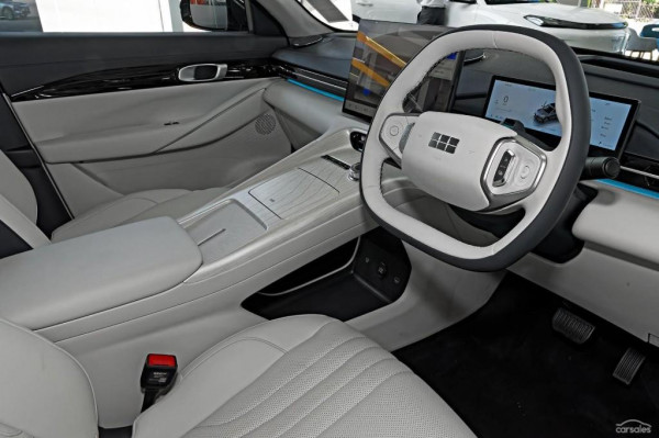 2026 MY27 Geely EX5 E245 Inspire Extended Range SUV image 2