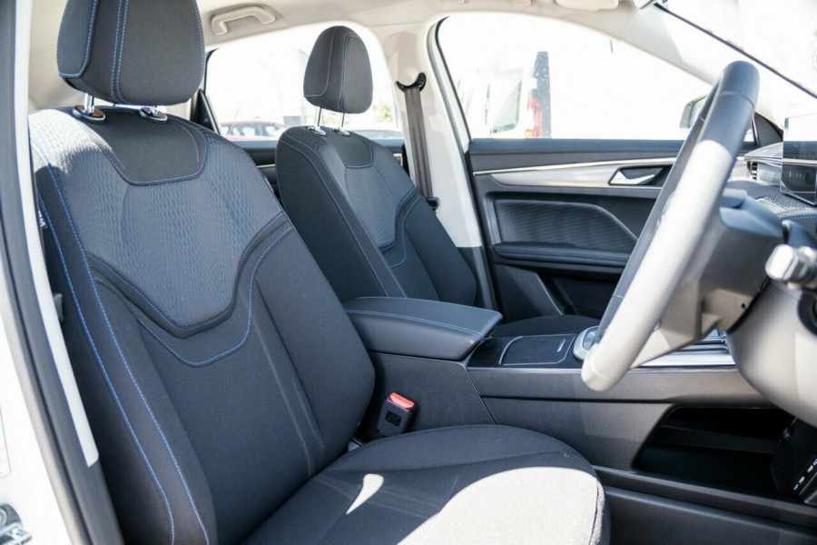 2025 GWM Haval Jolion A02 Premium Hybrid SUV Image 18