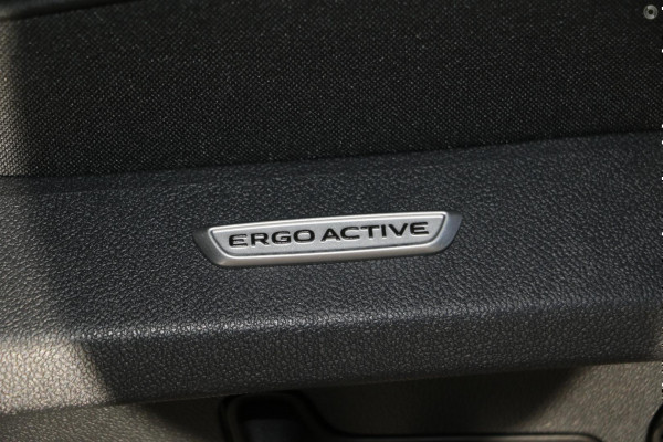 2026 Volkswagen Tiguan CT 150TSI eHybrid Elegance SUV Image 14