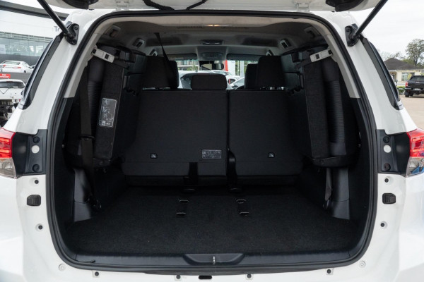 2024 Toyota Fortuner GUN156R GXL SUV Image 20